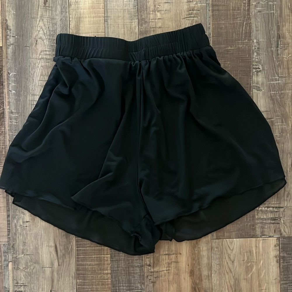 Sheer highwaisted shorts